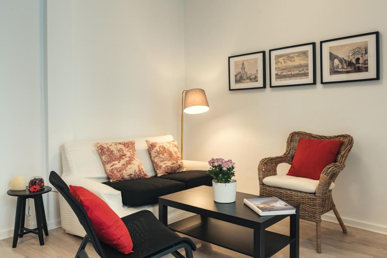 Apartamentos San Pedro Sevilla Exteriér fotografie